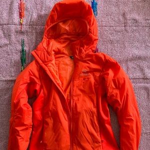 Arcteryx Atom LT Women’s Hoody in Red Orange